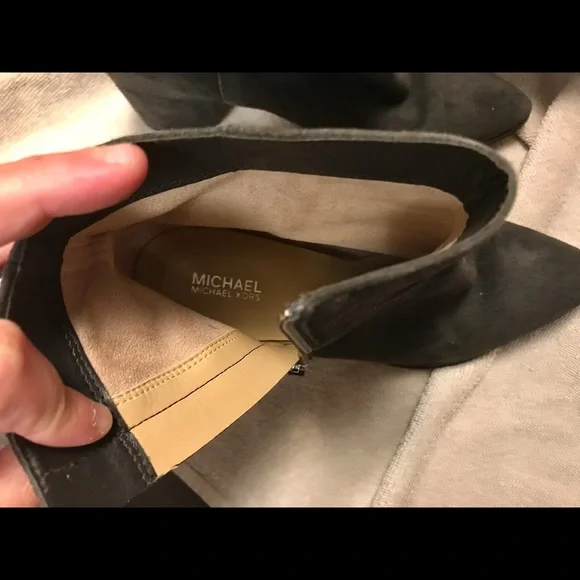 Michael Kors women’s charcoal gray boots - Picture 3 of 7